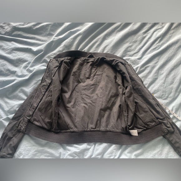 Aritzia Talula Cargo Jacket - Picture 4 of 10